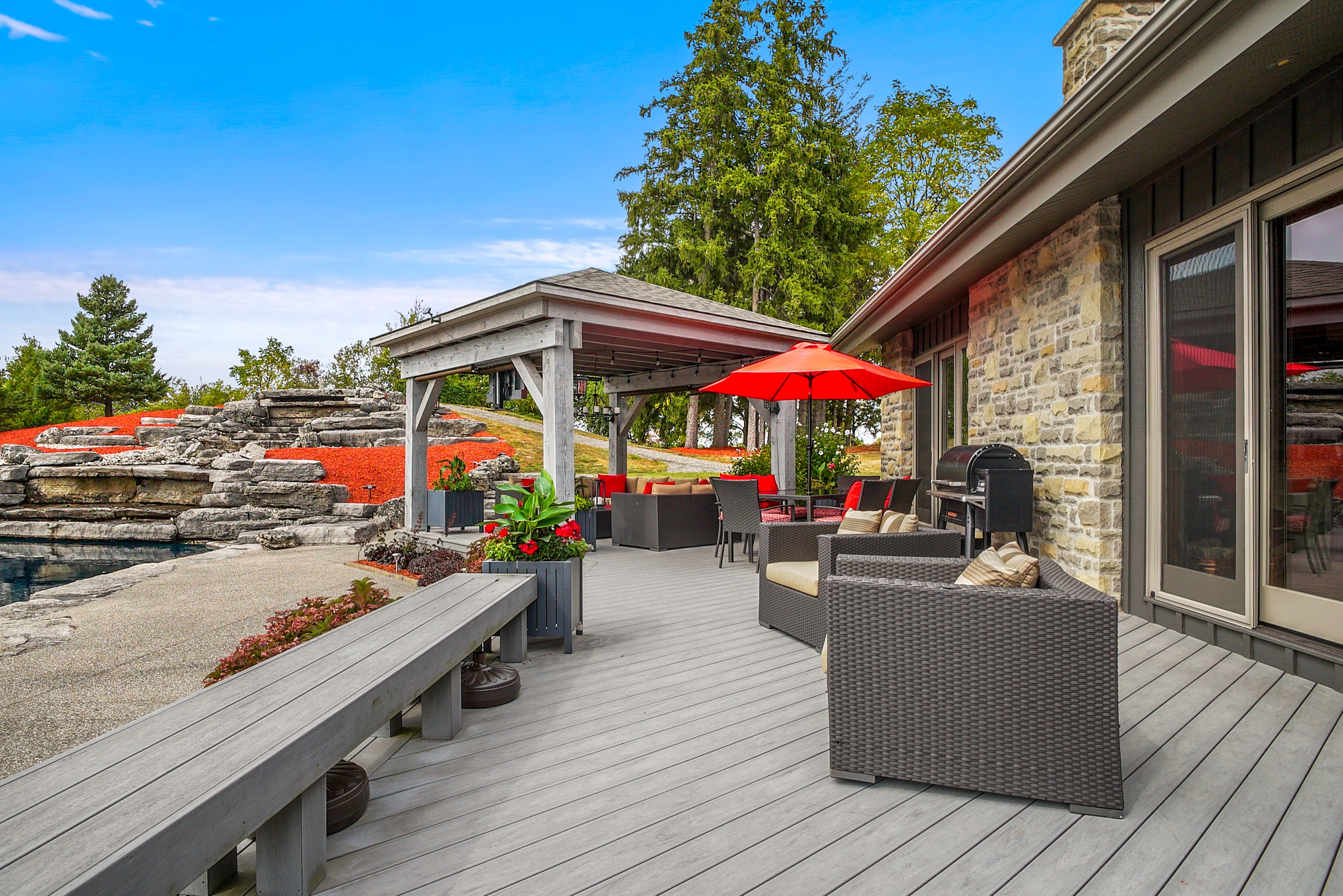 1546MaryhillRdTop70-54